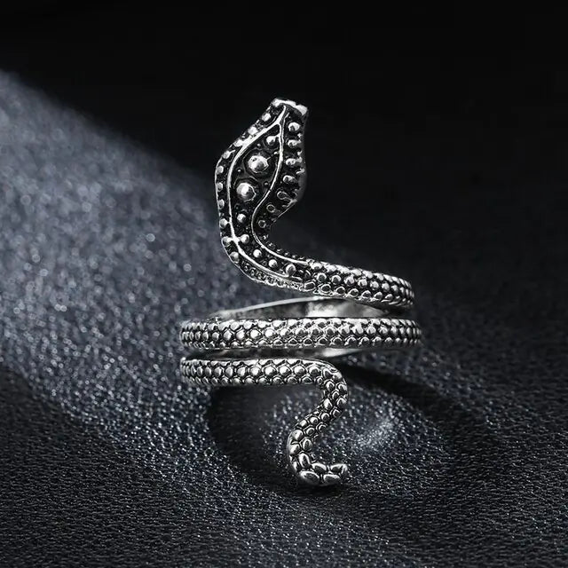 Punk Goth Snake Ring - Yurei Works